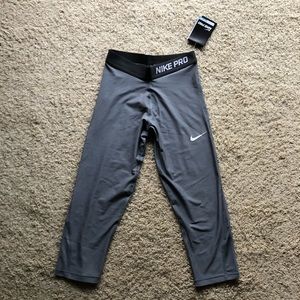 Grey Nike Pro Crop Leggings